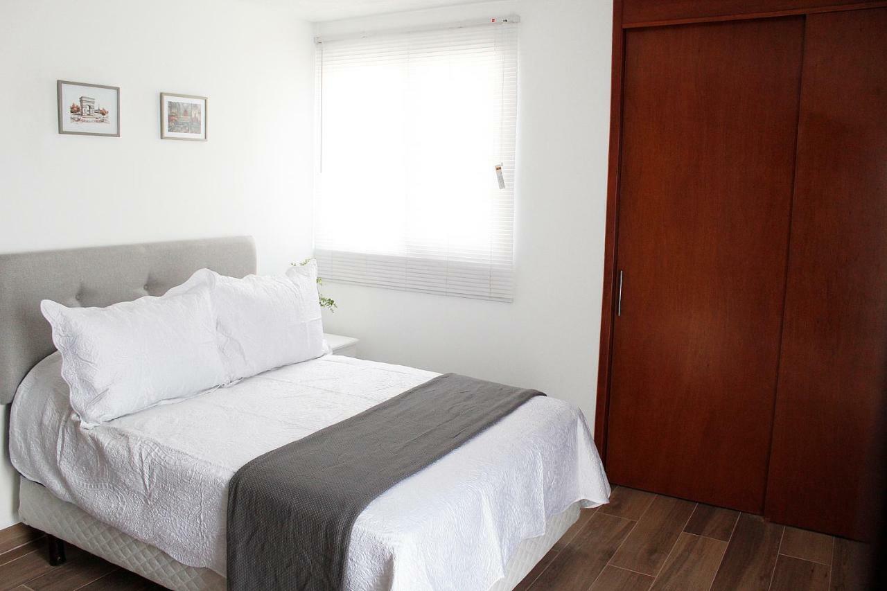 Suites Ciento 37 León Eksteriør billede