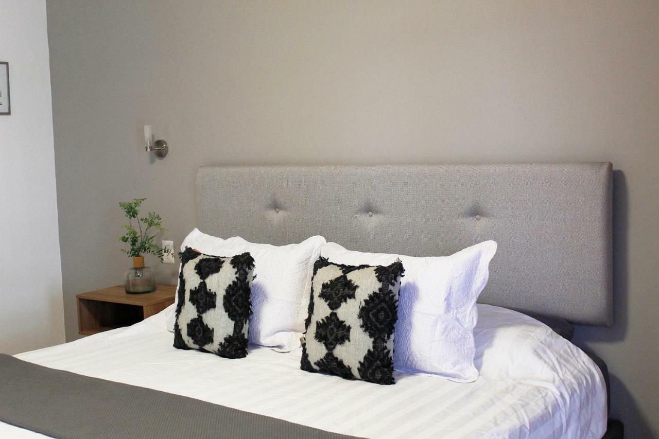 Suites Ciento 37 León Eksteriør billede