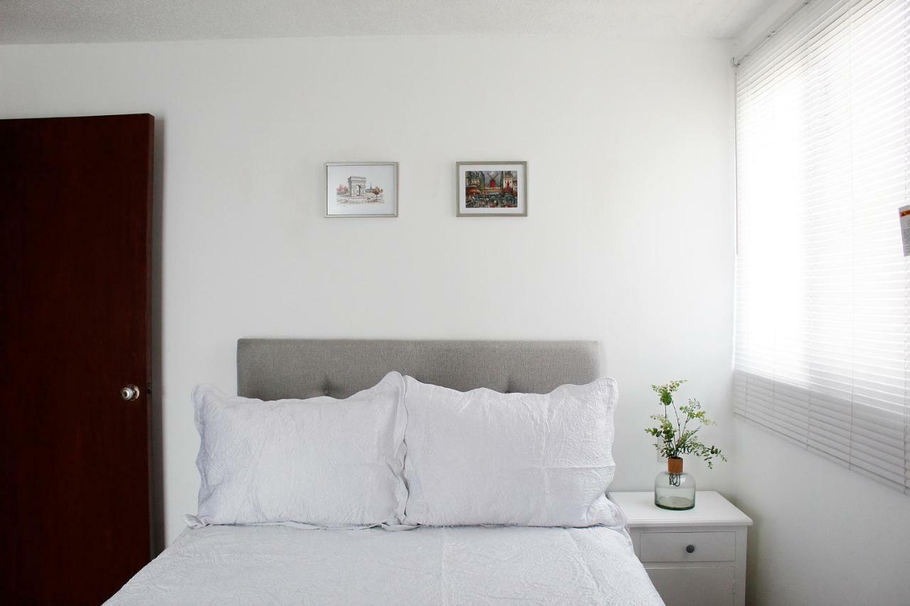 Suites Ciento 37 León Eksteriør billede